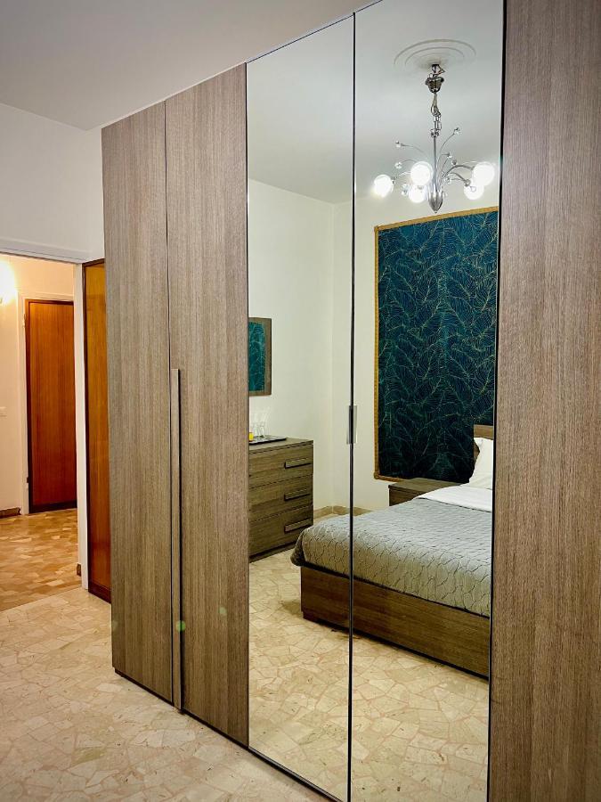 Venice Vip Guest House เมสเตร ภายนอก รูปภาพ