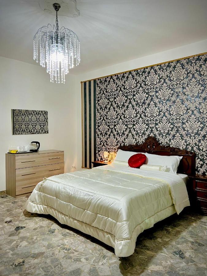 Venice Vip Guest House เมสเตร ภายนอก รูปภาพ