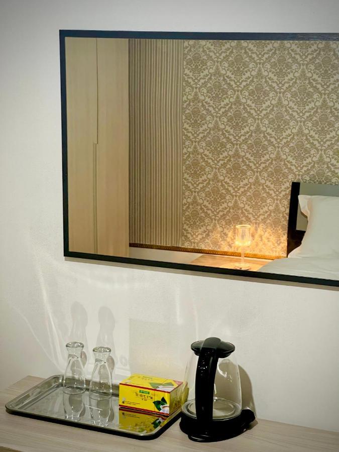 Venice Vip Guest House เมสเตร ภายนอก รูปภาพ