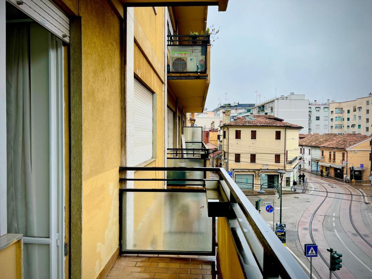 Venice Vip Guest House เมสเตร ภายนอก รูปภาพ