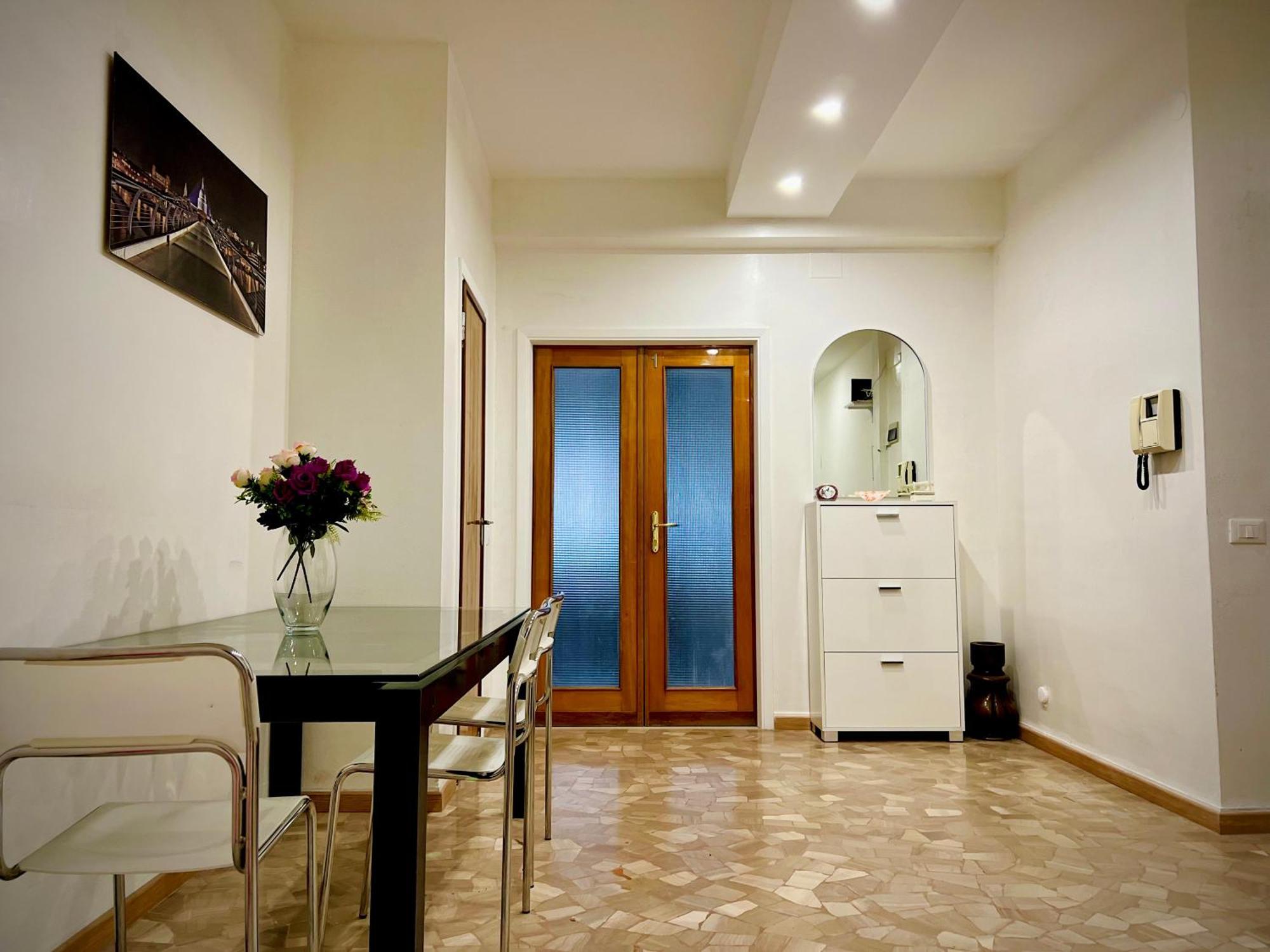 Venice Vip Guest House เมสเตร ภายนอก รูปภาพ