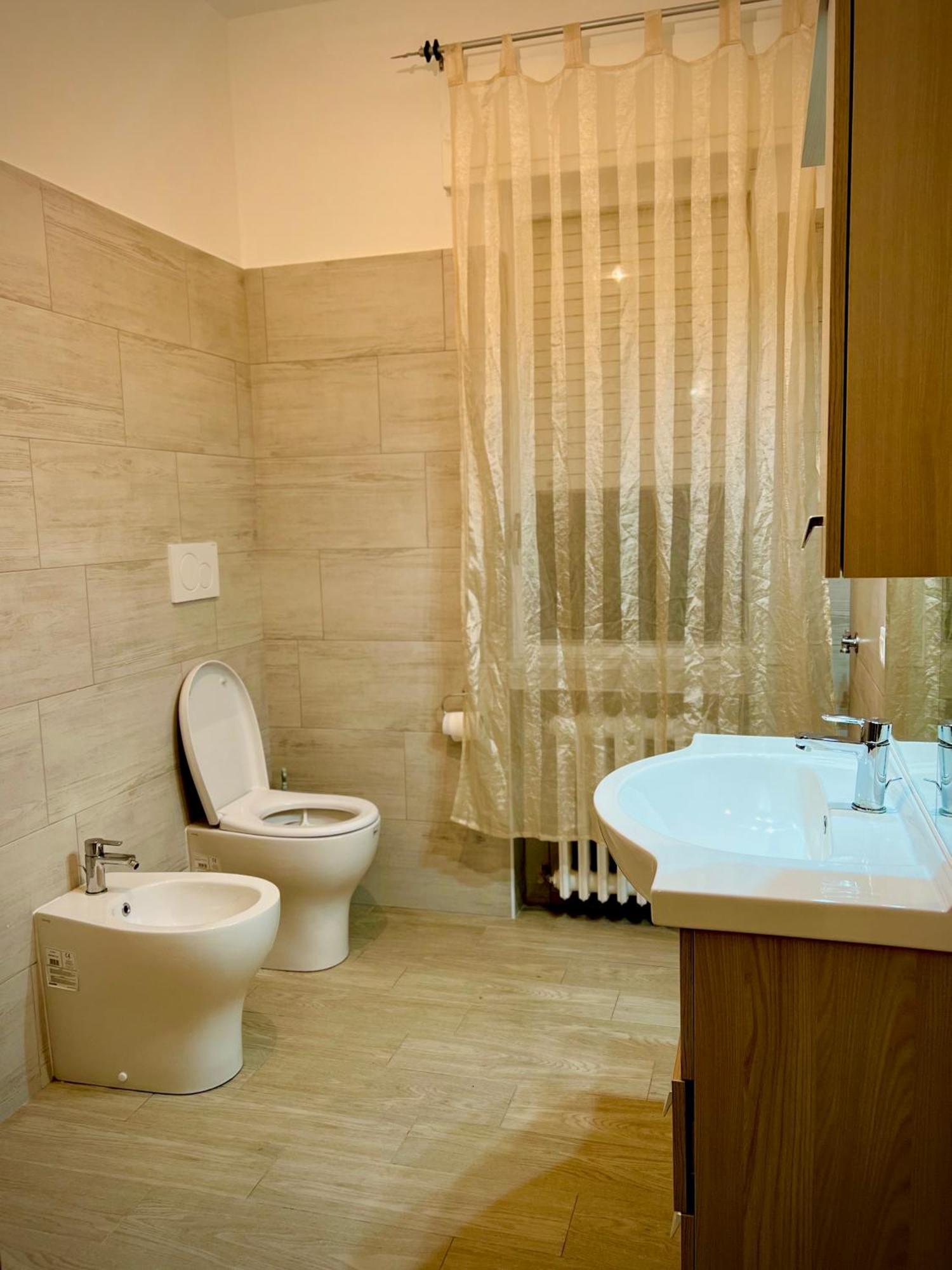 Venice Vip Guest House เมสเตร ภายนอก รูปภาพ
