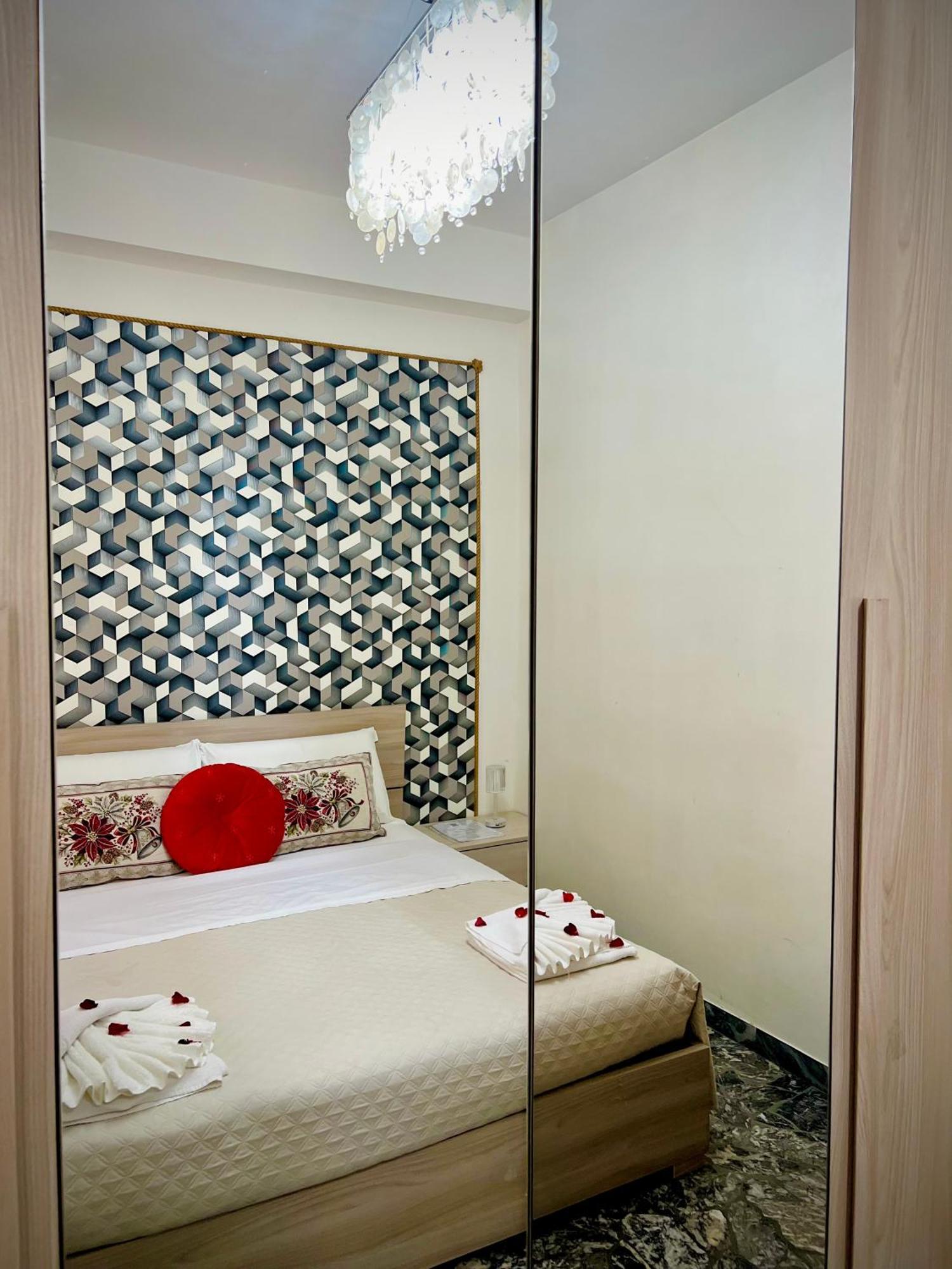 Venice Vip Guest House เมสเตร ภายนอก รูปภาพ